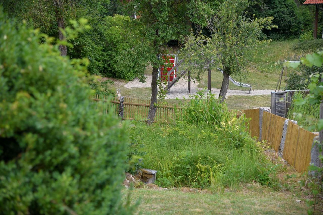 拜尔林利斯Jurahaus Hirschberg公寓 外观 照片